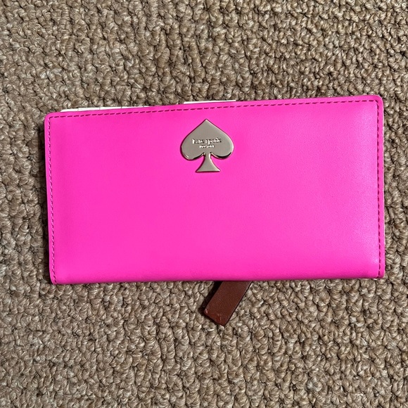 Handbags - Kate Spade wallet